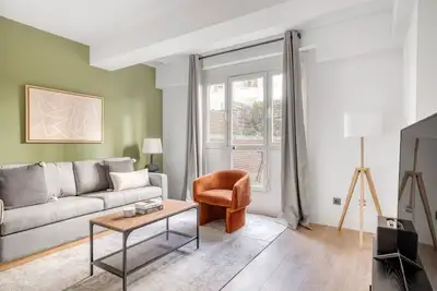 Image de Immpecable Chamartín 1br w/terrace, by Blueground
