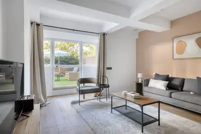 Image de Immpecable Chamartín 1br w/terrace, by Blueground