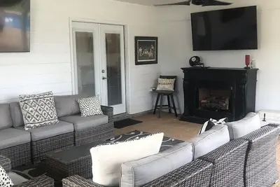 Image de Cozy, country living with plenty of privacy and fun things to do!