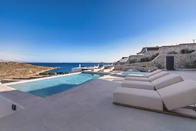Image de Amazing Views From Peaceful Villa in Prestigious Region of Mykonos