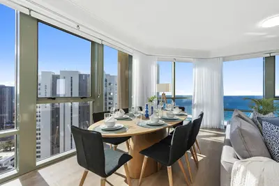 Image de Chevron Renaissance - 3 Bedroom Sub Penthouse