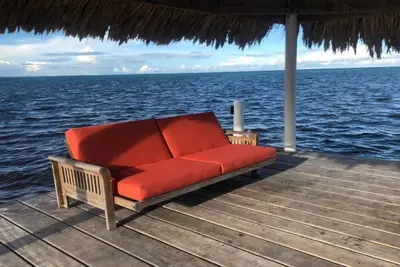 The Hidden Blue Point \"La Chakra\" A Stunning Ocean View Cottage.