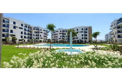 Image de magnifique appartement Costa mar résidence touristique avec piscine à côté plage