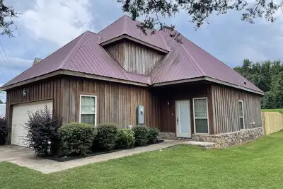 Image de “NearDa” House is perfect for your next outdoor adventure in Heber Springs, Ar.