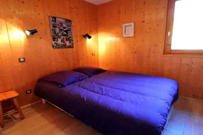 Image de À 200m des pistes de ski, 5ème étage, terrasse, parking, télévision, casier à ski, 39m²
