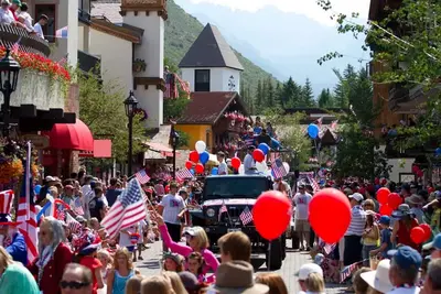 Image de Celebrate the Fourth of July week in this Luxurious Ritz-Carlton condo