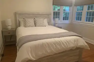 Image de Quaint 3 Bedroom Cottage in South Park