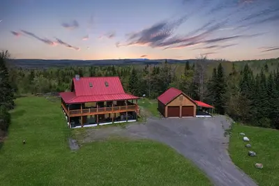 Image de Fox Quarry Lodge (Direct Atv and Snowmobile Trail Access! )