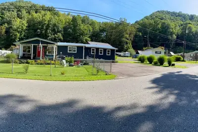 Image de Stephen’sHouse Bandits Houses Llc