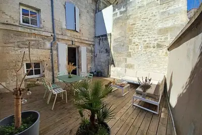 Image de Maison agréable et calme, terrasse, centre ville