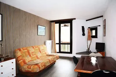 Image de Studio ausgestattet für 4 Personen