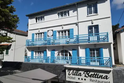 Image de Près de la Plage! Chambre Familiale + Wi-Fi et Tv