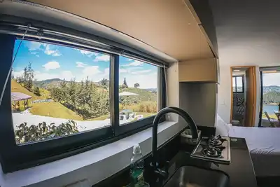Image de Farm Between PEÑOL And Guatape. 3 Jacuzzi And 5 Common Areas. And Spectacular View.