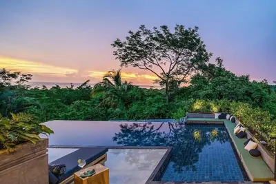 Image de Raintree Experience _ House