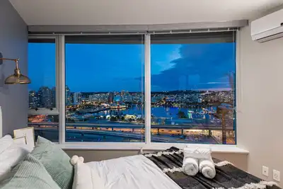 Image de Vancouver Nest-Seaview|Pool|Hidden Room|Parking|Ac