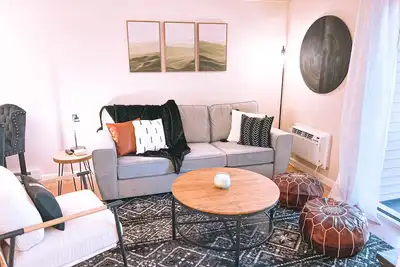 Image de Gorgeous 2br/2ba Condo at Weirs Beach - Lake View From Balcony