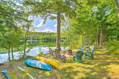 Image de Dreamy Bucksport Hideaway on Freshwater Pond!