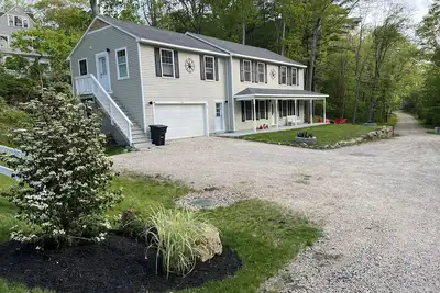 Image de A seacoast house on its own private road  in York Harbor beach