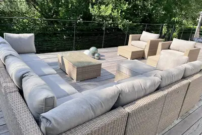Image de Maison familiale avec jardin et terrasses