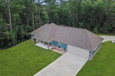 Image de Beautiful lake home just minutes from Sam Rayburn, in Rayburn Country!