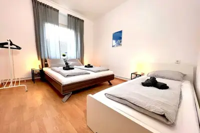 Image de 6 beds with double bed, 4min to the A45, balcony, central Hagen Süd, free parking