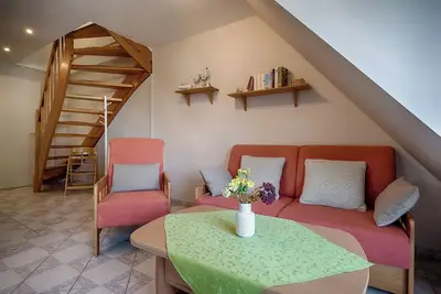 Quietly situated apartment for up to 4 p. + infant, sauna, Wlan, balcony, bicycle shed