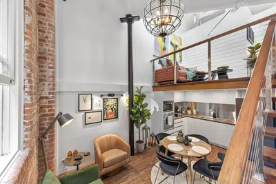 Image de Woolstore Elegance ~ 2Bed/2Bath/1Car ~ Teneriffe