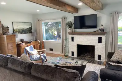 Image de Take it Easy at this Unique and Tranquil Country Getaway