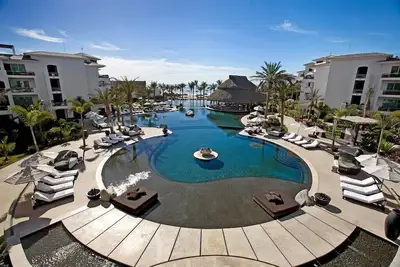 2 Br Pool View Villa At Beautiful Cabo Azul -New Years