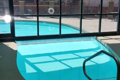 Image de 225 Large 2 bath Condo Suite Sleeps 6 at Base Area