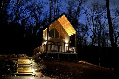 Contemporary Modern Cottage with Mountain Views - 4