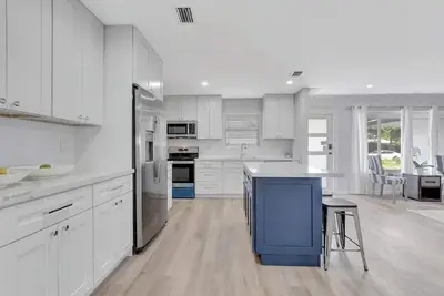 Image de Quiet 3/3 Located Close to Beaches Downtown Boca Raton