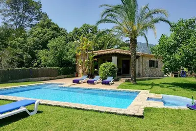 Image de Charming Villa, A/C, Private Pool/Jacuzzi, Great Views & Location, 5 mins walk to Old Town Pollença