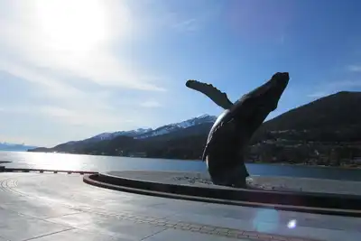 Image de Ocean, Mt Juneau and Mt Roberts Views from Spacious Front Porch! ! -Open Concept