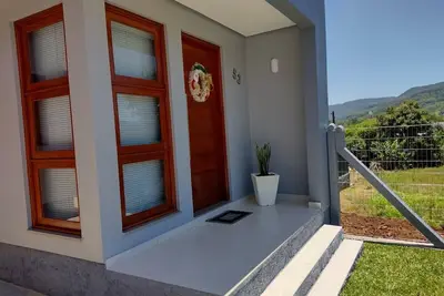 Image de Greyhouse pool house close to Gramado and the Buddhist Temple