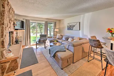 Image de Cozy & Chic Mountain Condo w/ Community Perks