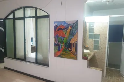 Image de Habitación con ambientes familiares