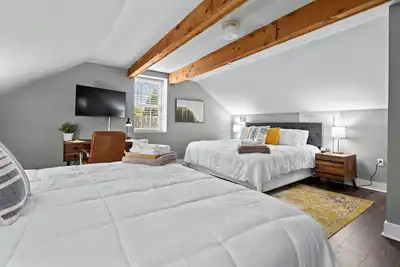 Image de Main Street Living! 2 Bedroom Unit right On Main!