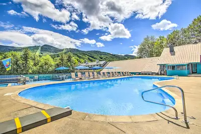 Image de Spectacular views of Loon! Pools, hot tubs, & mins to everything