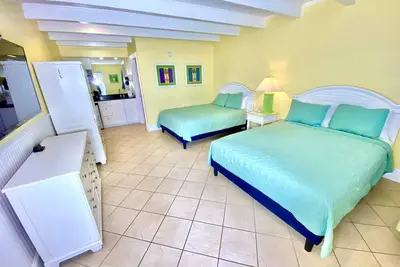 Image de Pet-friendly - Pool - 3 Blocks to Beach! Unit 304