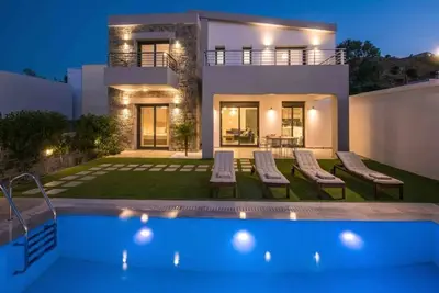 Image de Villa Pitsidia Hills - Modern and spacious villa with garden and pool