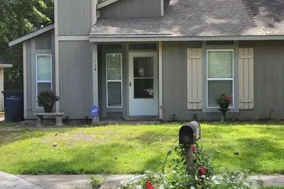 Image de Enjoy the entire home and savor your privacy!