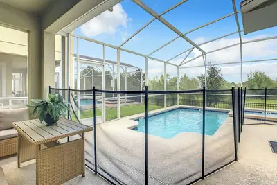 Image de Luxury Champions Gate Villa w/ Pool, Spa & Near Disney Attractions