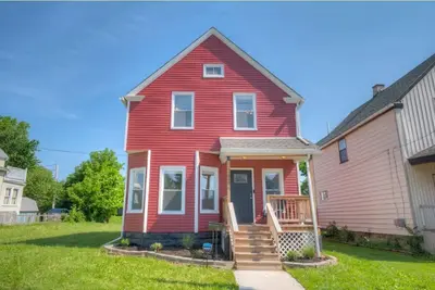 Image de Stylish home in Brooklyn Centre