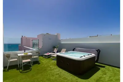 Image de 1 beach line exclusive terrace/jacuzzi