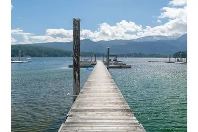 Image de Sproat Lake Gem