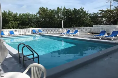 Image de On the water in Islamorada elevated detached unit! ! !