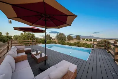 Image de Temecula Wine Country Pool Spa, Best Location, Views, Citrus Grove, Hot Air Balloons