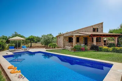 Image de Attractive, Spacious Villa for Couples, A/C, Private Pool, Rural Views, Walking Distance to Pollenca