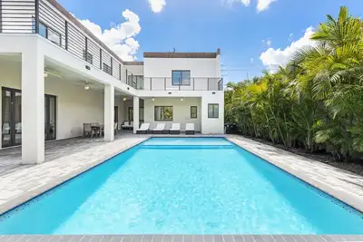 Image de Incredible 10br\/11bth Oasis Villa